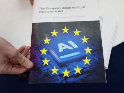 Komisi Eropa Berikan Pedoman Baru untuk Atasi Risiko Sistemik AI