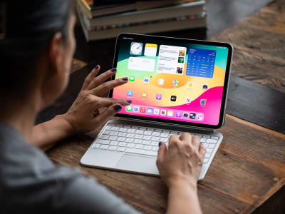 Apple Tambah Dua Kamera Depan serta Chip M5 untuk iPad Pro Terbaru