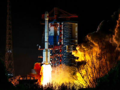 China Demonstrasi Pengisian Bahan Bakar Satelit di Orbit Geosincronus