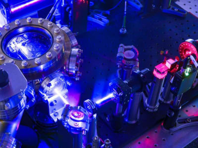 Penemuan Fase Materi Kuantum Baru untuk Elektronik Tahan Radiasi dan Hemat Energi