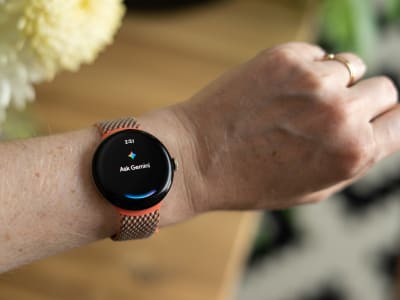 Pengalaman Menggunakan Gemini AI di Pixel Watch: Praktis tapi Perlu Hati-hati