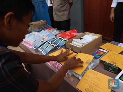 Ternyata HP Curian dari Berbagai Negara Dijual di Gedung Shenzhen Feiyang Times