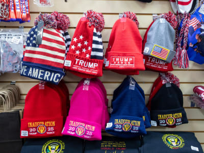 Gugatan Hukum The Trump Organization Lawan Penjual Merchandise Trump Palsu Online