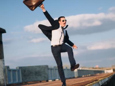 Keunggulan dan Tantangan Perusahaan Founder-Run dalam Dunia Investasi Modern