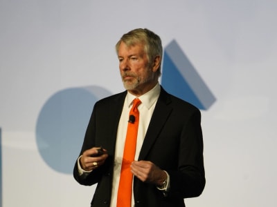 Strategy Akuisisi Bitcoin Rp34 Triliun dari Penjualan Saham Preferen Baru