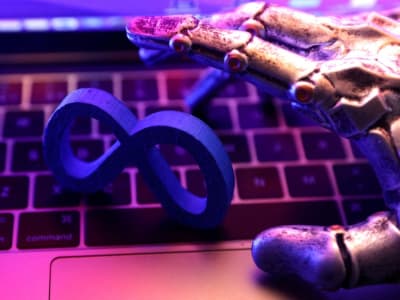 Apple Kehilangan Banyak Peneliti AI ke Meta, Tim AI Jadi Tidak Pasti