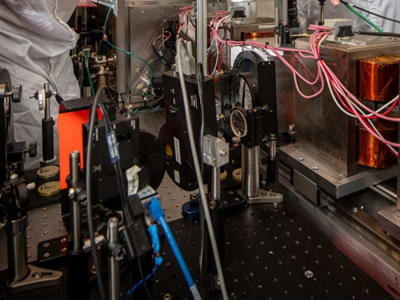 Metode Baru Memperkecil Akselerator Laser Plasma untuk Sinar-X Berkualitas Tinggi