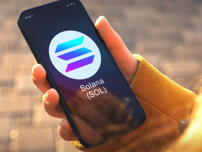 Analis Crypto Prediksi Harga Solana Bisa Capai Rp 7.40 juta ($450) Tahun Ini