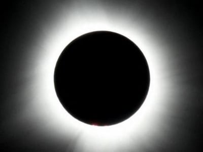 BMKG Klarifikasi Hoaks Gerhana Matahari Total 2 Agustus 2025