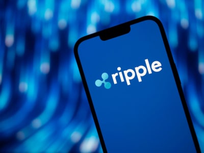 Apakah Tarif Trump Menyebabkan Jatuhnya Harga XRP Hari Ini?