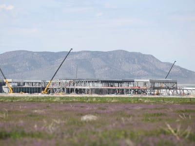 Meta Gandeng Mitra untuk Bangun Pusat Data AI dengan Pembiayaan Baru