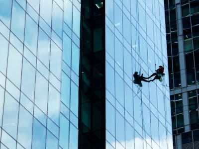 Kaca Pintar dari China Bisa Membersihkan Debu Sendiri dengan Medan Listrik