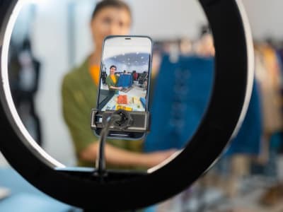 Vidio dan Shopee Hadirkan Fitur Belanja Langsung dalam Tayangan Streaming