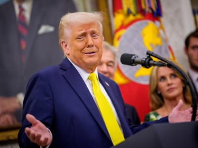 Pertikaian Trump vs Warren: Konflik Kepentingan dan Masa Depan Kripto Amerika