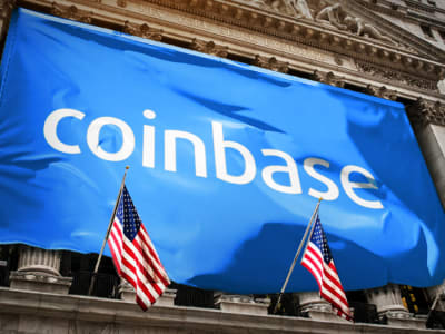Penurunan Peringkat Saham Coinbase karena Laporan Keuangan yang Mengecewakan