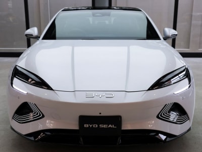 Dominasi Merek China dan Tantangan Tesla dalam Pasar Kendaraan Listrik Asia