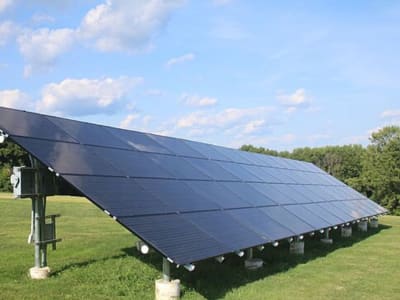 Nano Coating: Rahasia Panel Surya Lebih Efisien dan Tahan Lama