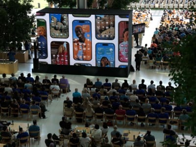 Apple Produksi Kaca iPhone di AS, Investasi Capai 600 Miliar Dolar