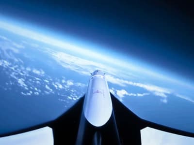 Pesawat Ruang Angkasa Aurora Bawa Revolusi Pengawasan Ruang Angkasa Cepat