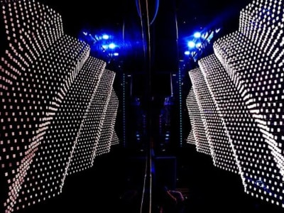 Molekul Tunggal Inovatif untuk Layar OLED Cerah dan Diagnostik Medis Aman