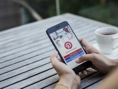 Pinterest Gunakan AI untuk Jadi Asisten Belanja Visual Unggulan Tahun 2025