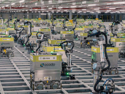 Bagaimana Robot Pintar Ocado Mengubah Cara Pengemasan Belanja Online