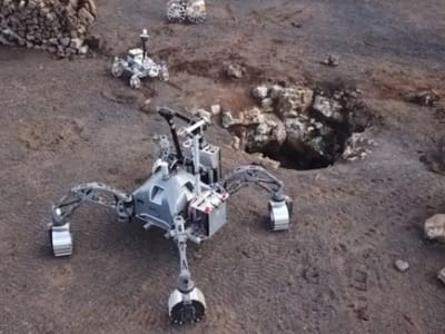 Tim Robot Inovatif Uji Penjelajahan Terowongan Lava di Bulan dan Mars