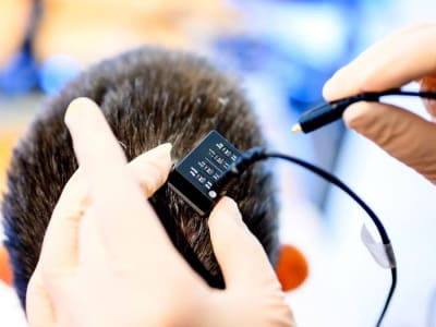 Teknologi Otak-Komputer Mengembalikan Suara Penderita Lumpuh Total Dengan AI Real-Time