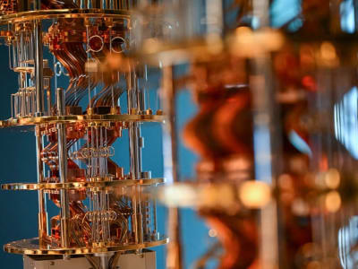 Caltech Kembangkan Memori Kuantum Dengan Simpanan Gelombang Suara 30 Kali Lebih Lama