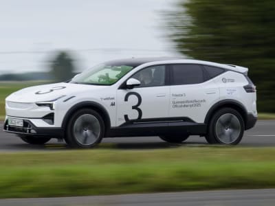 Polestar 3 Pecahkan Rekor Dunia Jarak Terjauh SUV Listrik Tanpa Isi Ulang