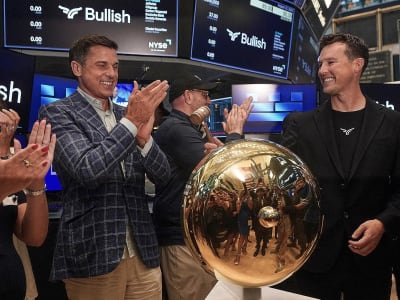 Pasar IPO Amerika Serikat Melonjak di Musim Panas, Bank Besar Kebanjiran Proyek