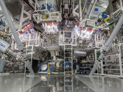 AI Memprediksi Hasil Eksperimen Fusi Nuklir dengan Akurasi 74 Persen