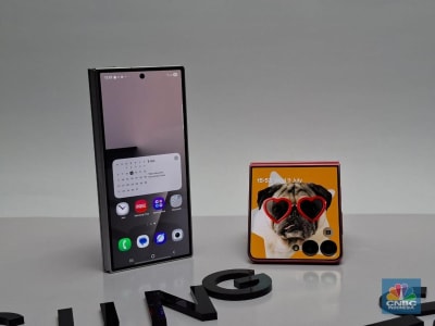 Samsung dan Apple Bersaing Ketat di Pasar AS, Lipat Jadi Kunci Samsung