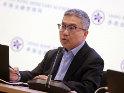 HKMA Dorong Bank Hong Kong Latih Staf Hadapi Kekurangan Talenta AI dan Keuangan Hijau