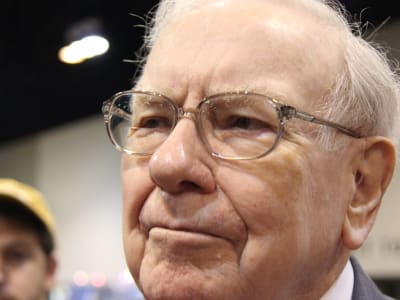 Warren Buffett Jual Saham Bank of America Tapi Beli Domino’s Pizza Lagi