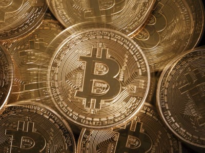 Harga Bitcoin Turun Setelah Rekor, Investor Ambil Untung Meski Kebijakan Baru Dukung Investasi