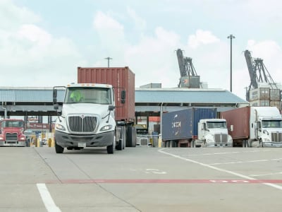 TRAC GeoFleet: Solusi Fleksibel dan Efisien untuk Manajemen Armada Truk dan Kontainer