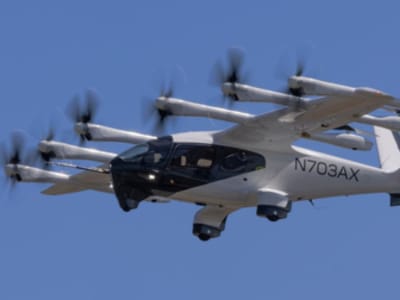 Archer Aviation Raih Rekor Penerbangan Terpanjang Midnight eVTOL Menuju Taksi Udara