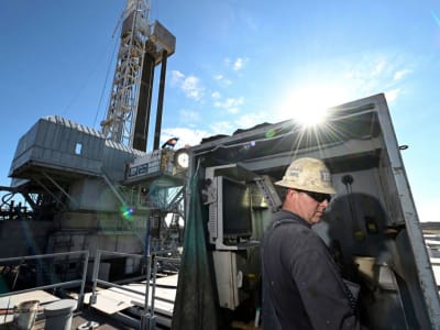 Kenapa Janji 'Drill, Baby, Drill' Trump Belum Berhasil Tingkatkan Produksi Minyak