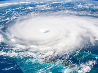 Mengantisipasi Bahaya Badai Hurricane Erin dan Pelajaran dari Sejarah Topan Mematikan