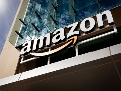 Hertz dan Amazon Kerjasama Jual Mobil Bekas Secara Online di AS