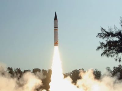 India Uji Coba Berhasil Misil Nuklir Agni-5 dengan Jangkauan Terpanjang