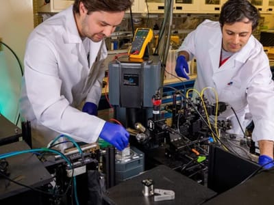 Protein dari Sel Hidup Jadi Qubit: Sensor Kuantum Masa Depan Dalam Tubuh Kita