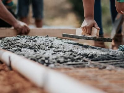 Semen Inovatif dari China Tahan Panas dengan Teknologi Pemantul Cahaya