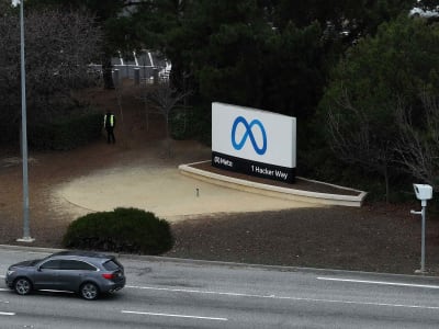 Meta Rekrut Pemimpin AI Apple untuk Perkuat Divisi Superintelligence