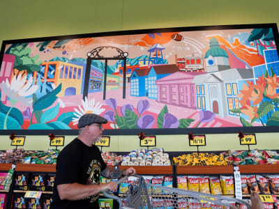 Gen X: Generasi yang Punya Daya Beli Besar dan Wajib Dilirik Pemasar