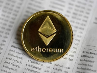 Ether Cetak Harga Tertinggi Baru Didukung Sinyal Penurunan Suku Bunga AS