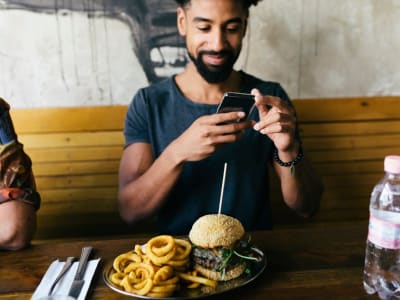Chipotle Turun 37% Karena Penurunan Penjualan, Apakah Saatnya Beli?