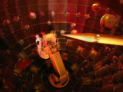 Penelitian Baru Ungkap Cacat Berlian pada Eksperimen Fusi Nuklir Bertekanan Tinggi