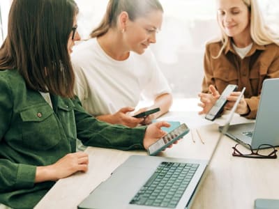 Perubahan Besar Iklan Digital 2025: AI, Pengukuran Akurat, & Media Tradisional Menurun